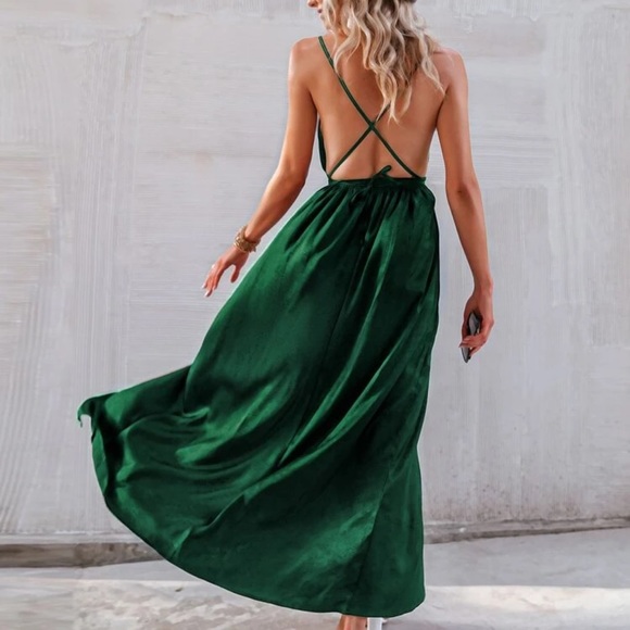 Satin v neck cami strap criss cross backless maxi dress thigh slit dark green - Picture 3 of 16